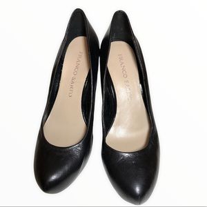 Franco Sarto Cicero black leather pumps - size 6.5